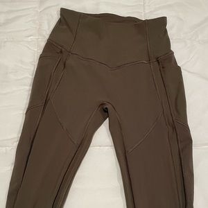 Lululemon Green Leggings with Pockets